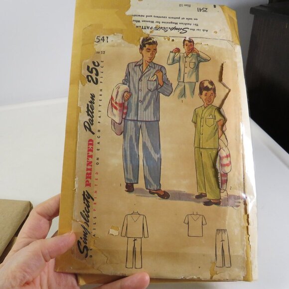 Simplicity 2541 clothing pattern boys size 12 Pajamas, pants, shirt (complete - Picture 2 of 9